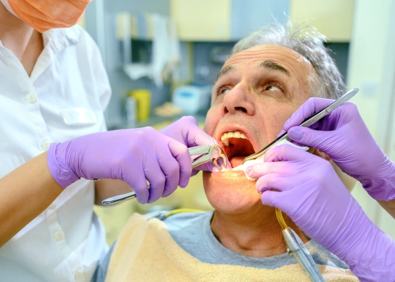 Tooth Extraction Healing Process: What to Expect Day by Day